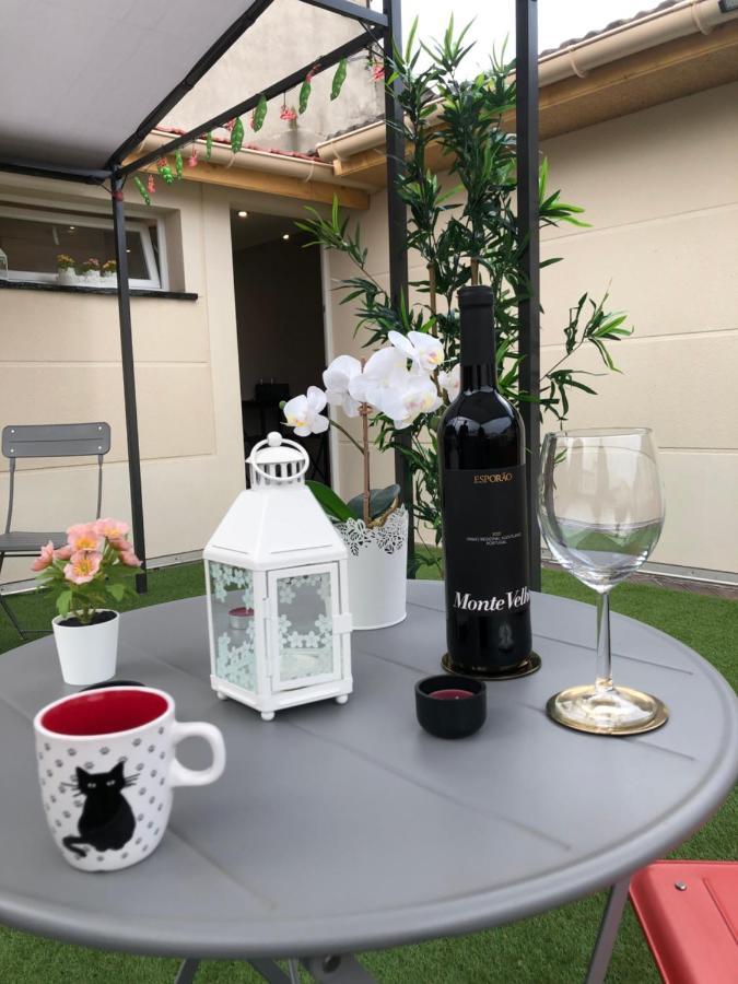 Appartement Paris-Eiffel, Bienvenue -Terrasse -Netflix à Pantin Extérieur photo